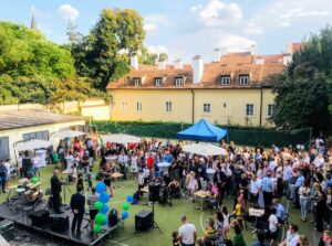 Park Lane welcome picnic